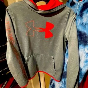 Under Armour boys size Medium Hoodie